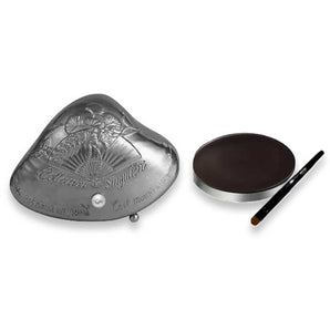 LA SANTA CROXX NIOI TAMA Black Pearl Lip Balm style 01 shell case